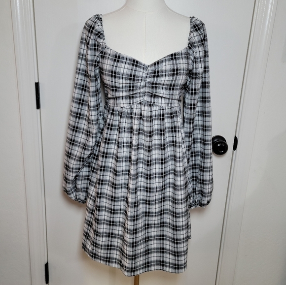 Promesa White & Black Buffalo Plaid Long Sleeve Mini Spring Dress Size Small - Picture 1 of 9